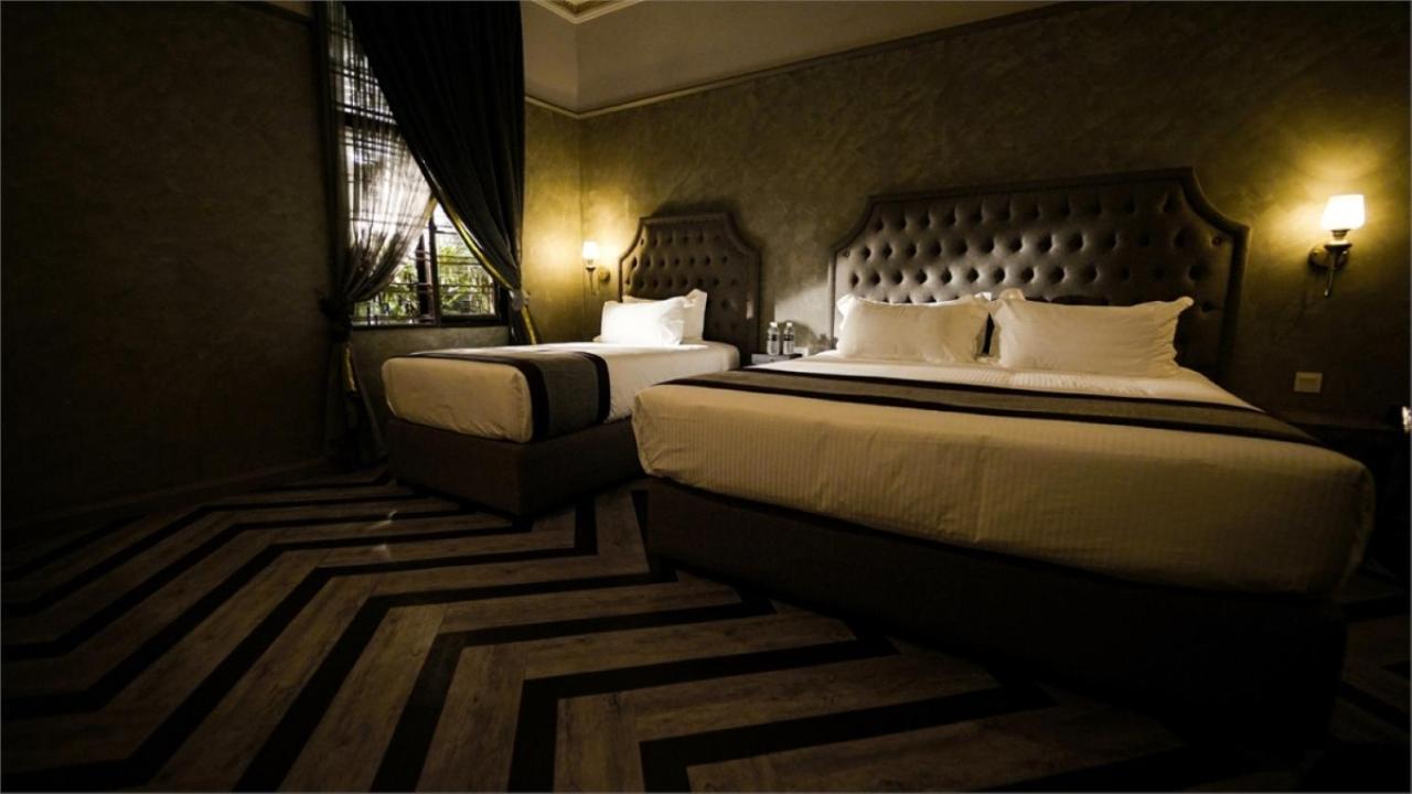1969 บิสซิเนส สวีท แอต อิโปห์ การ์เดน Hotel ภายนอก รูปภาพ