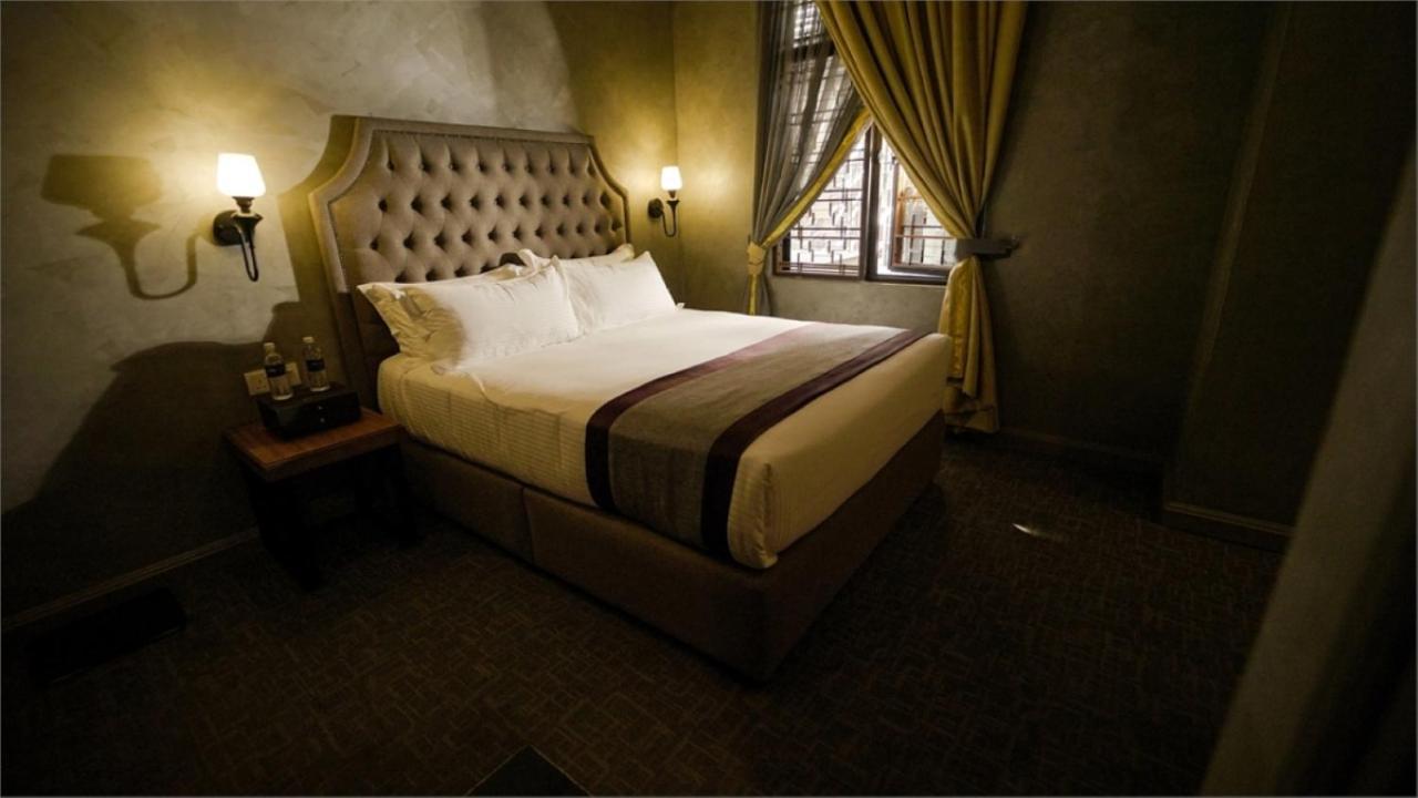 1969 บิสซิเนส สวีท แอต อิโปห์ การ์เดน Hotel ภายนอก รูปภาพ