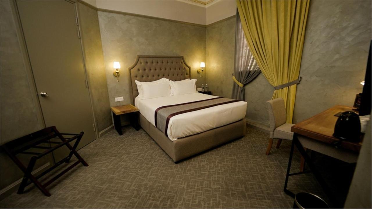 1969 บิสซิเนส สวีท แอต อิโปห์ การ์เดน Hotel ภายนอก รูปภาพ